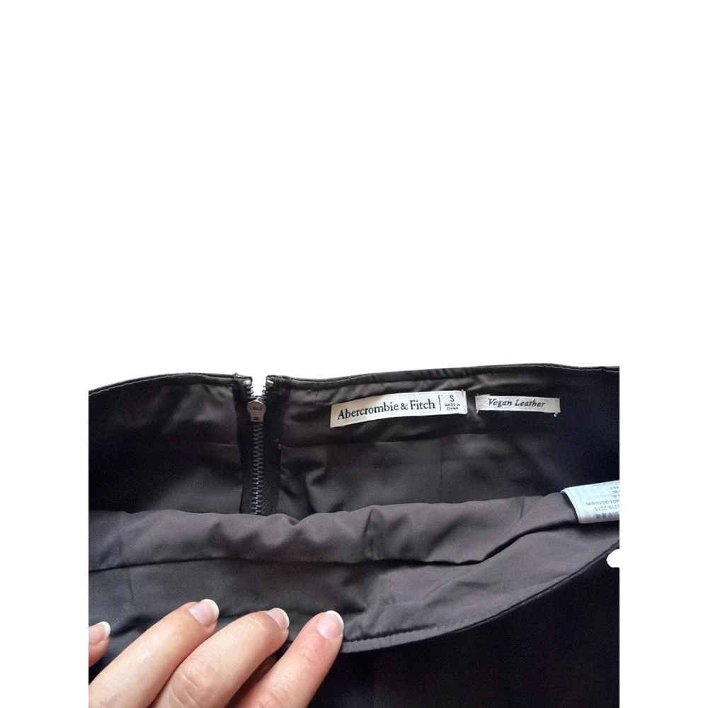 Mini Skirt Vegan Leather Dark Academia Abercrombie & Fitch Womens S Brown Slit‎